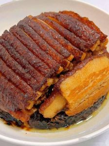 梅菜扣肉是哪里的菜系_非遗美味，肥而不腻！