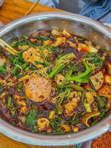 四川出名的特色小吃_麻婆豆腐回锅肉等经典小吃