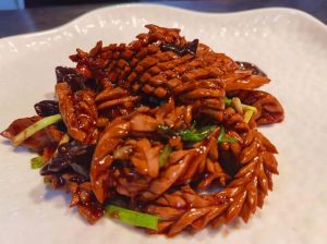 鲁菜十大招牌菜图片_中华八大菜系之首，十大招牌菜风味独特！