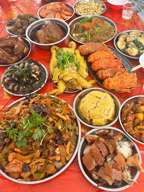 海南年夜饭图片_鸡鱼特色菜糕点,年味十足! 海南年夜饭图片_鸡鱼特色菜糕点,年味十足!