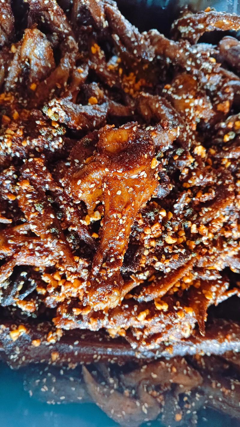 鸭翅中和鸭翅根对比图_口感不同，烹饪有别