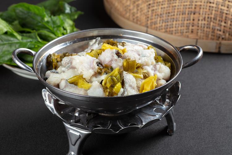 咸鲜味道的菜怎样做_外婆菜炒五花肉,腌笃鲜,小咸菜,凉拌小白菜 咸鲜味道的菜怎样做_外婆菜炒五花肉,腌笃鲜,小咸菜,凉拌小白菜