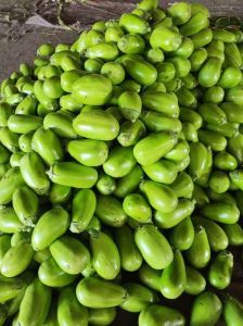 青茄子用去皮吗_茄子皮营养多？盐水泡防氧化降农残