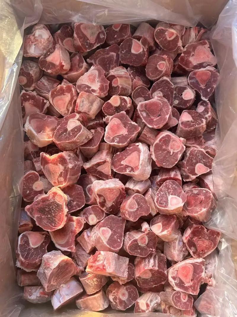 羊腿肉怎么切图解_分割羊腿肋条棒骨羊蝎子羊肉片羊腩肉做法全攻略