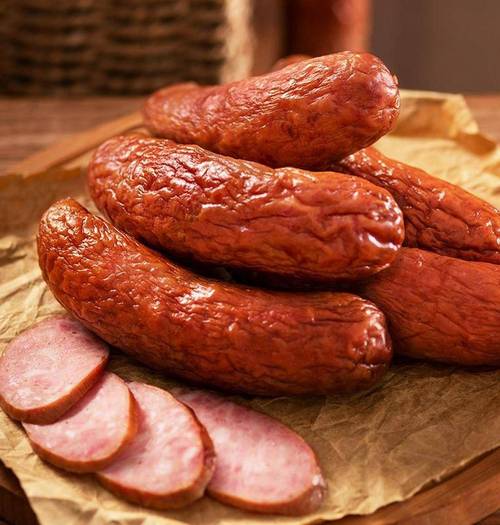 哈尔滨十大特色美食_锅包肉红肠杀猪菜，体验东北风味！