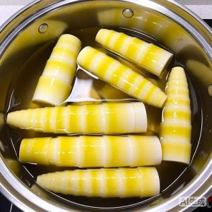 竹笋怎么焯水去涩味_竹笋去涩小妙招，鲜嫩不苦！