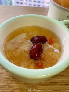 银耳焯水几分钟能熟_银耳焯水1-2分钟，煮出胶关键浸泡，口感营养全攻略