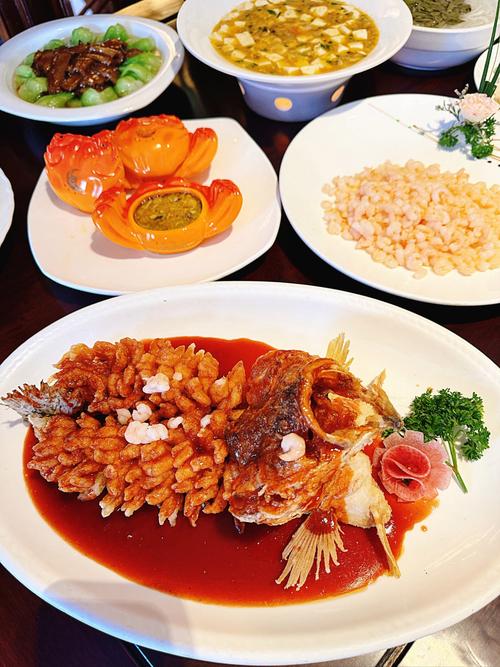 江苏菜十大经典名菜_江苏经典美食,品味千年风雅 江苏菜十大经典名菜_江苏经典美食,品味千年风雅