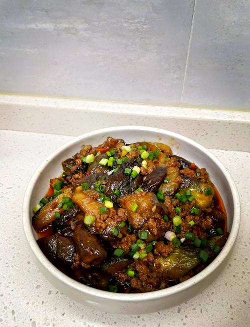 肉末炒茄子家常做法_肉末茄子少油腻的做法 肉末炒茄子家常做法_肉末茄子少油腻的做法