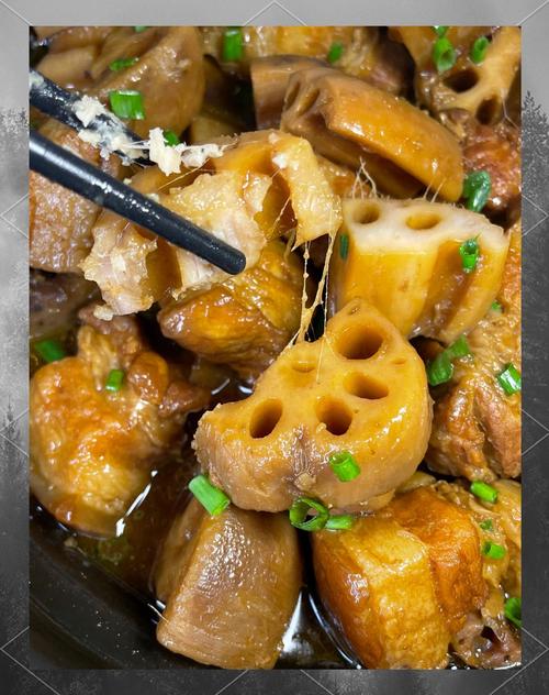 广东莲藕焖五花肉做法_爽脆香嫩广东味 广东莲藕焖五花肉做法_爽脆香嫩广东味