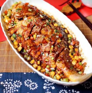 长鱼红烧做法_家常红烧带鱼段，简单下饭，浓郁美味！