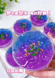 星空下的甜蜜享受：蜜桃糖心果冻的制作魅力与美味体验