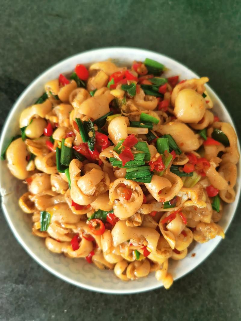 炒大肠的家常做法_炒大肠去腥提鲜小妙招 炒大肠的家常做法_炒大肠去腥提鲜小妙招