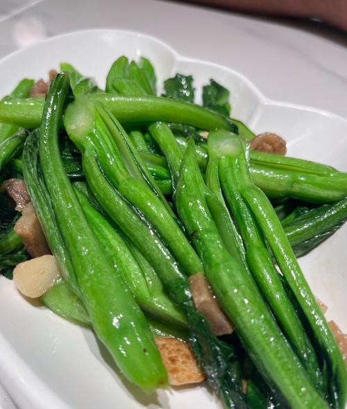 生炒菜心的做法_火候与煸炒的粤式考验