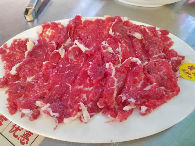 涮牛肉最嫩的部位_里脊3-5秒，牛眼7-10秒，牛脖10-15秒