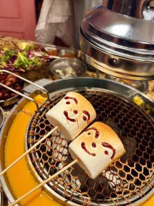 烤棉花糖的家常做法_空气炸锅烤棉花糖，香甜5分钟搞定！