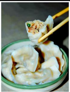 莲藕肉馅饺子的做法_莲藕肉馅饺子，脆甜肉香，秋冬季美味！