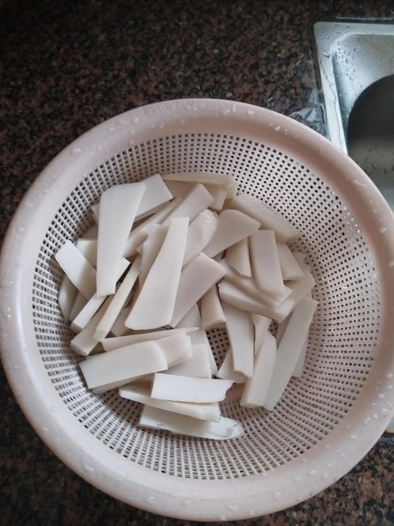 广西粉利正宗做法步骤详解_传承古法,弹牙美味! 广西粉利正宗做法步骤详解_传承古法,弹牙美味!