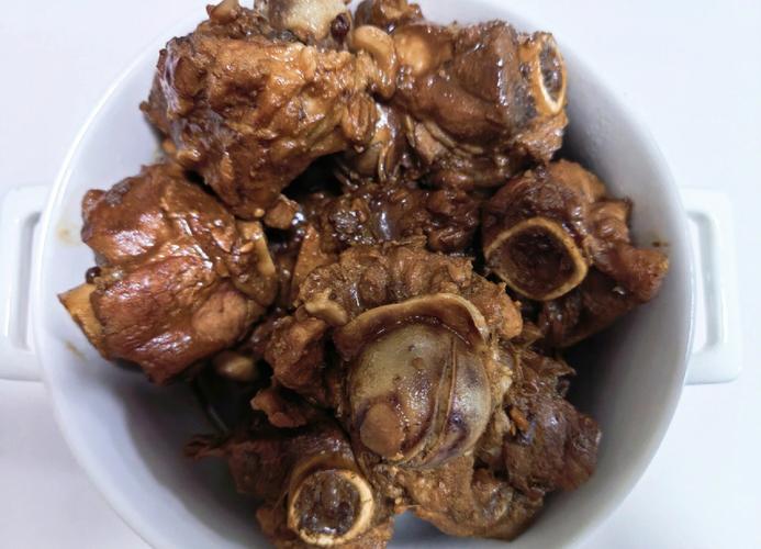 酱大骨头的做法步骤_家常美味做法,清洗调制是关键 酱大骨头的做法步骤_家常美味做法,清洗调制是关键