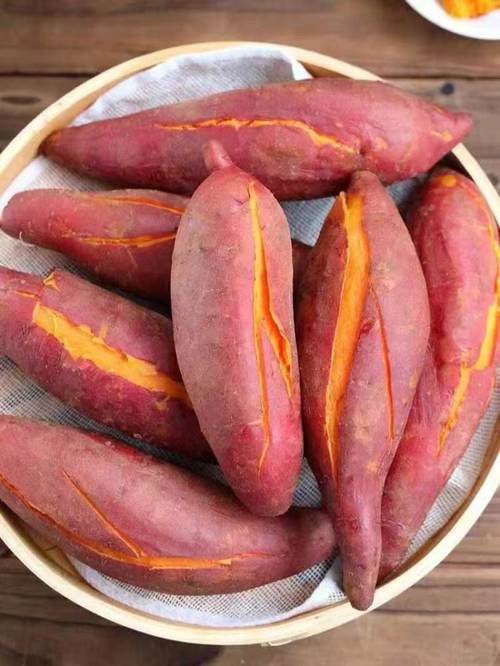 红薯也叫地瓜吗_红薯地瓜有区别,营养口感各不同 红薯也叫地瓜吗_红薯地瓜有区别,营养口感各不同