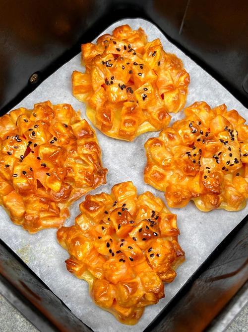 炸红薯饼的做法大全_香甜红薯饼，唤醒童年味蕾！