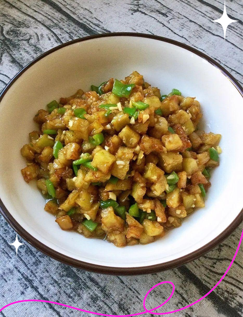 素炒茄丁的家常做法窍门_茄子带皮炒更营养,腌后挤干更爽脆 素炒茄丁的家常做法窍门_茄子带皮炒更营养,腌后挤干更爽脆