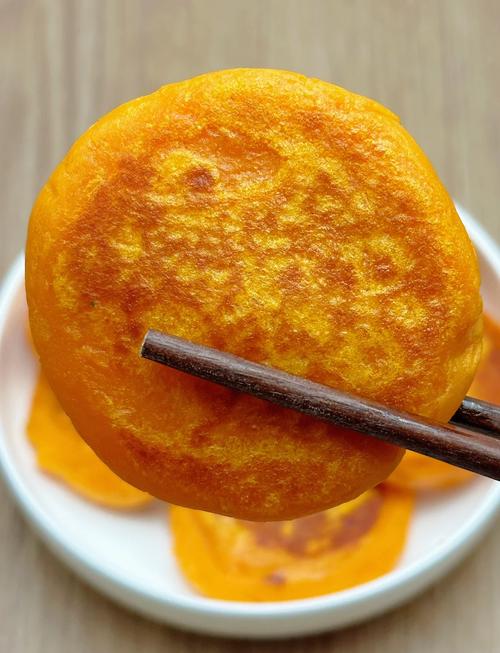 红薯饼做法大全家常_红薯饼外酥里糯，香甜可口，勾起童年回忆