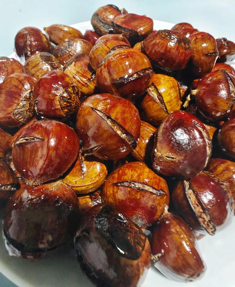 糖炒板栗家庭做法_自制香甜糖炒栗子，简单美味！