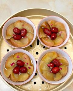 蟠桃果酱的做法_香甜自制，简单美味！