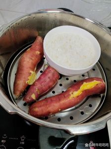隔水蒸米饭正宗做法_选米淘洗浸泡技巧