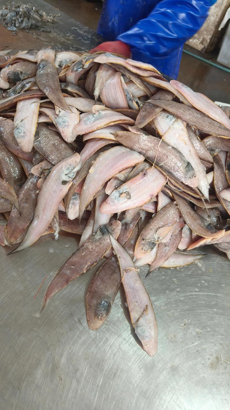 舌头鱼怎么去皮图解_鲜嫩低脂怎么吃？