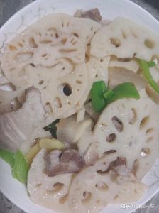 莲藕焯水几分钟能熟_保脆3-5分钟，防黑加醋泡水，凉拌快焯，炖煮稍长