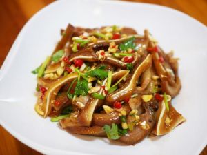 凉拌菜里面猪皮一般叫什么_爽脆皮肚凉菜，开胃下饭！