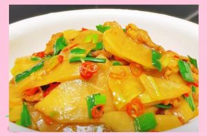 凉薯炒肉的家常做法_脆甜可口，夏日下饭好菜