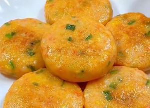 虾仁莲藕饺子馅的做法_鲜脆可口家常美味