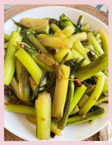 红苔菜家常做法大全_脆甜红苔菜，美味营养，烹饪小贴士