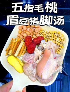 炖腊猪脚的家常做法_香浓肉烂，简单美味！
